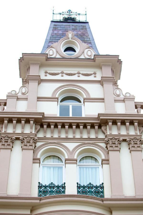Hotel 8 Beresford Street Saint Helier Jersey Exterior foto